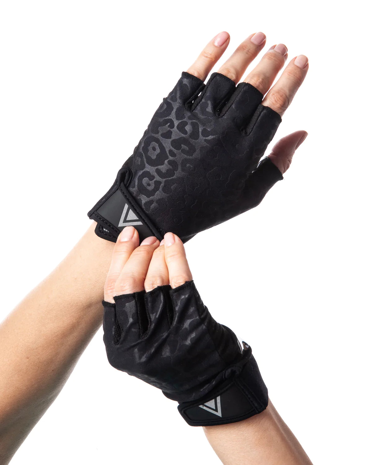 Grip Gloves – Sculpted Swan Fitness